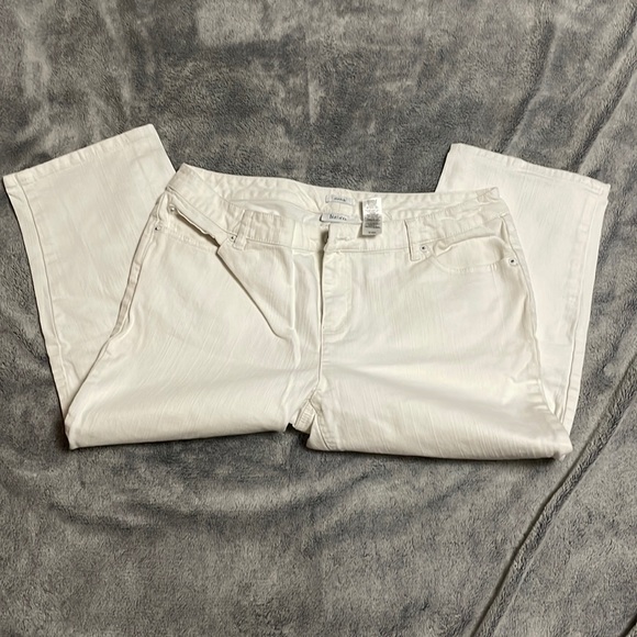 Liz and Company white stretch crop pants size 14 21 inch inseam - Picture 1 of 5